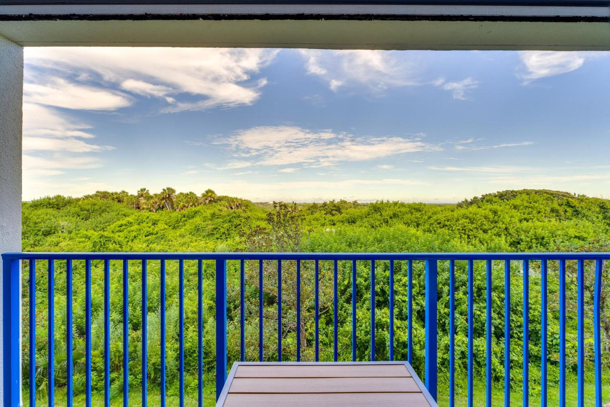 New Smyrna Beach Condo With Balcony And Pool Access Екстериор снимка